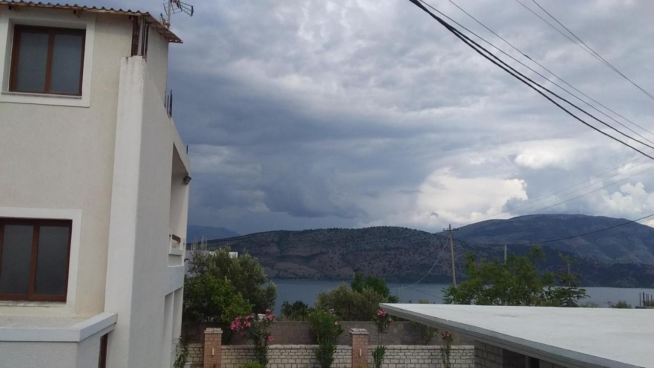 Mihal * Sarandë