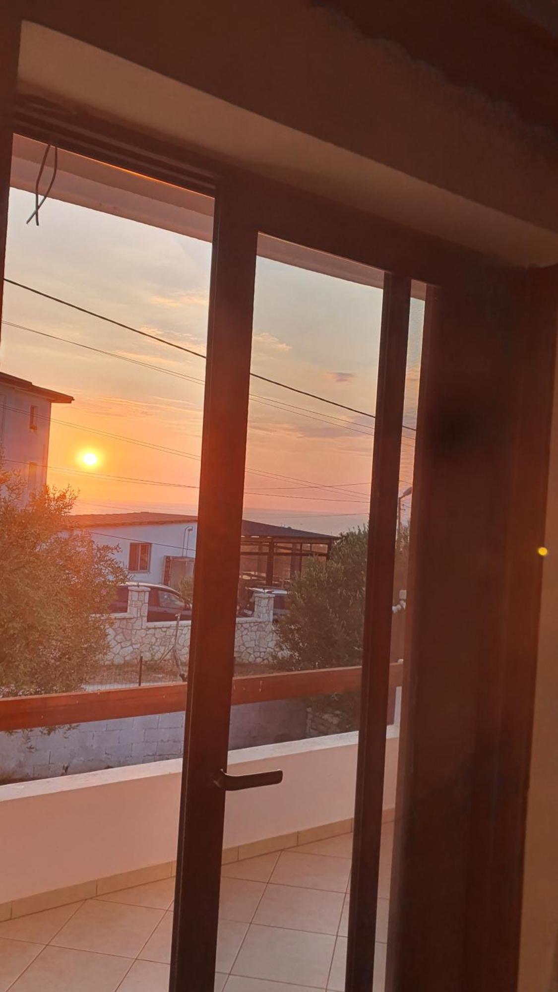 Mihal Sarandë